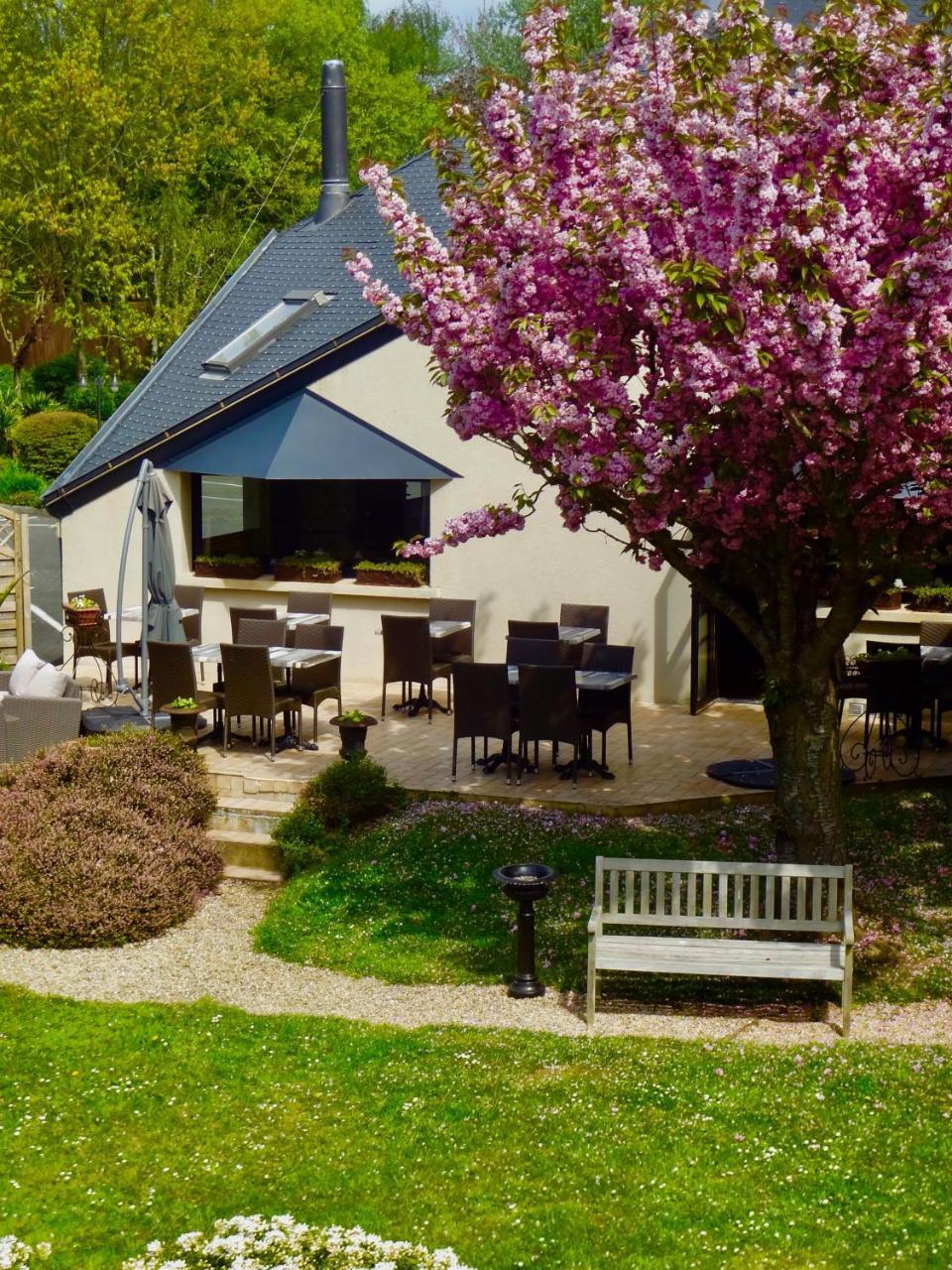 Hotel Nuit Et Jour - La Maison De Lucile Cancale Exterior foto