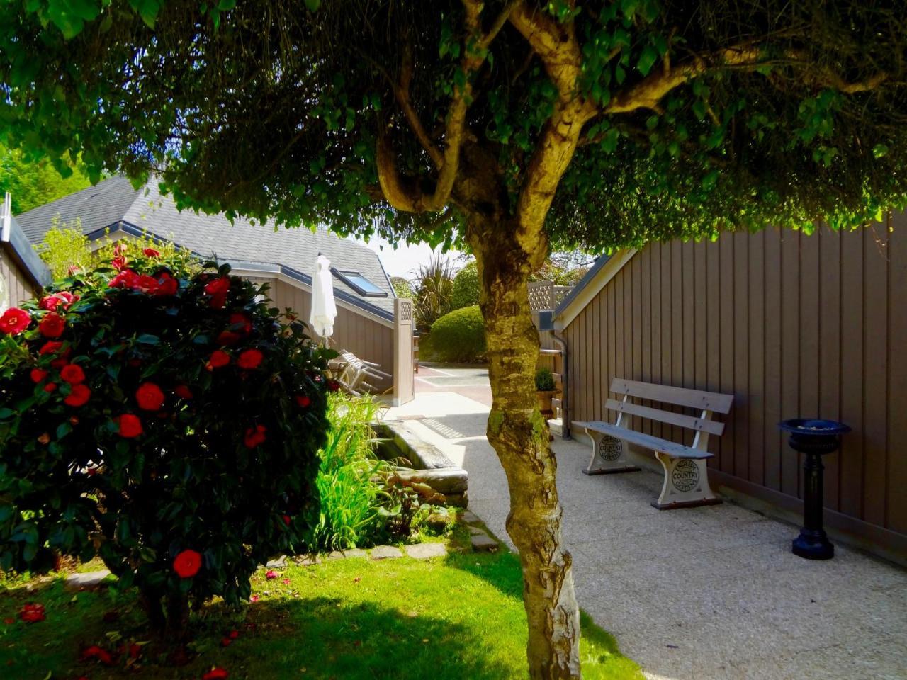 Hotel Nuit Et Jour - La Maison De Lucile Cancale Exterior foto